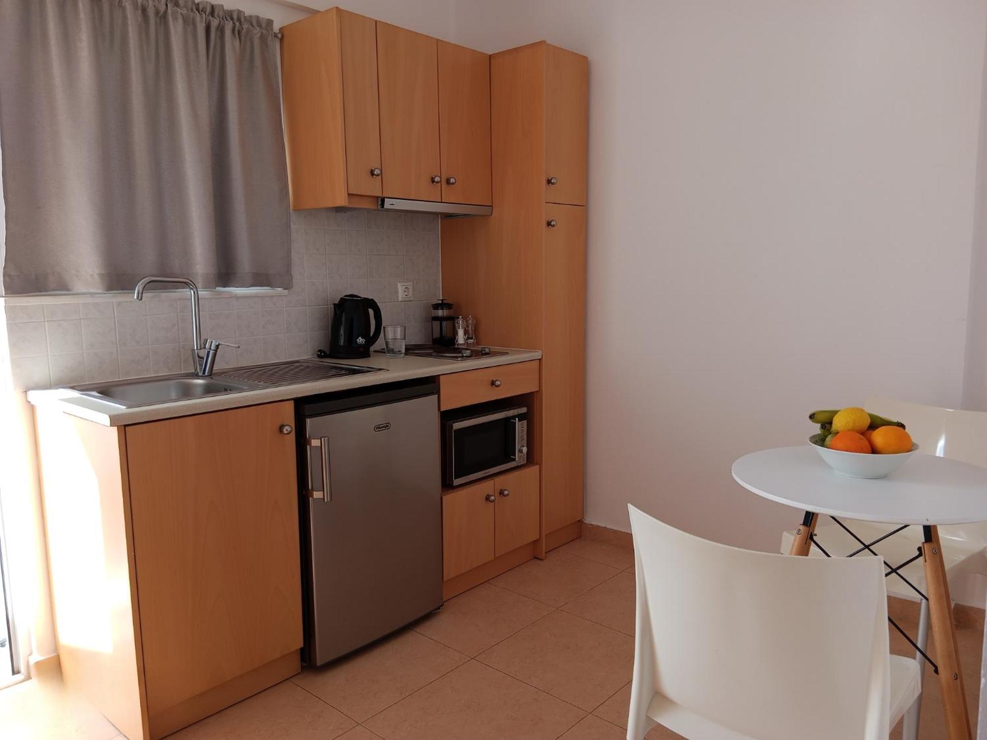 Corafili Holiday Suites 吉奥塔略 外观 照片