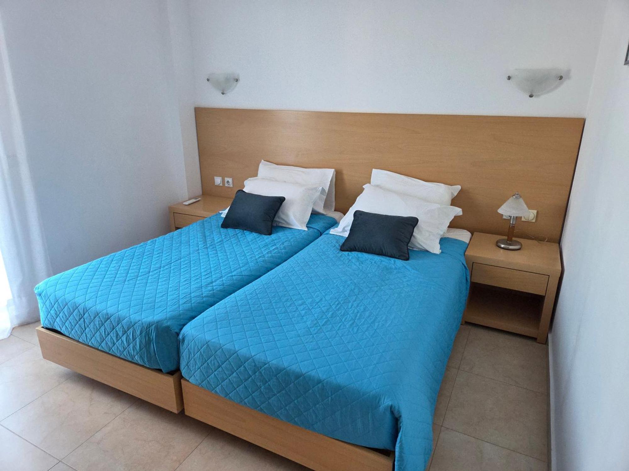Corafili Holiday Suites 吉奥塔略 外观 照片