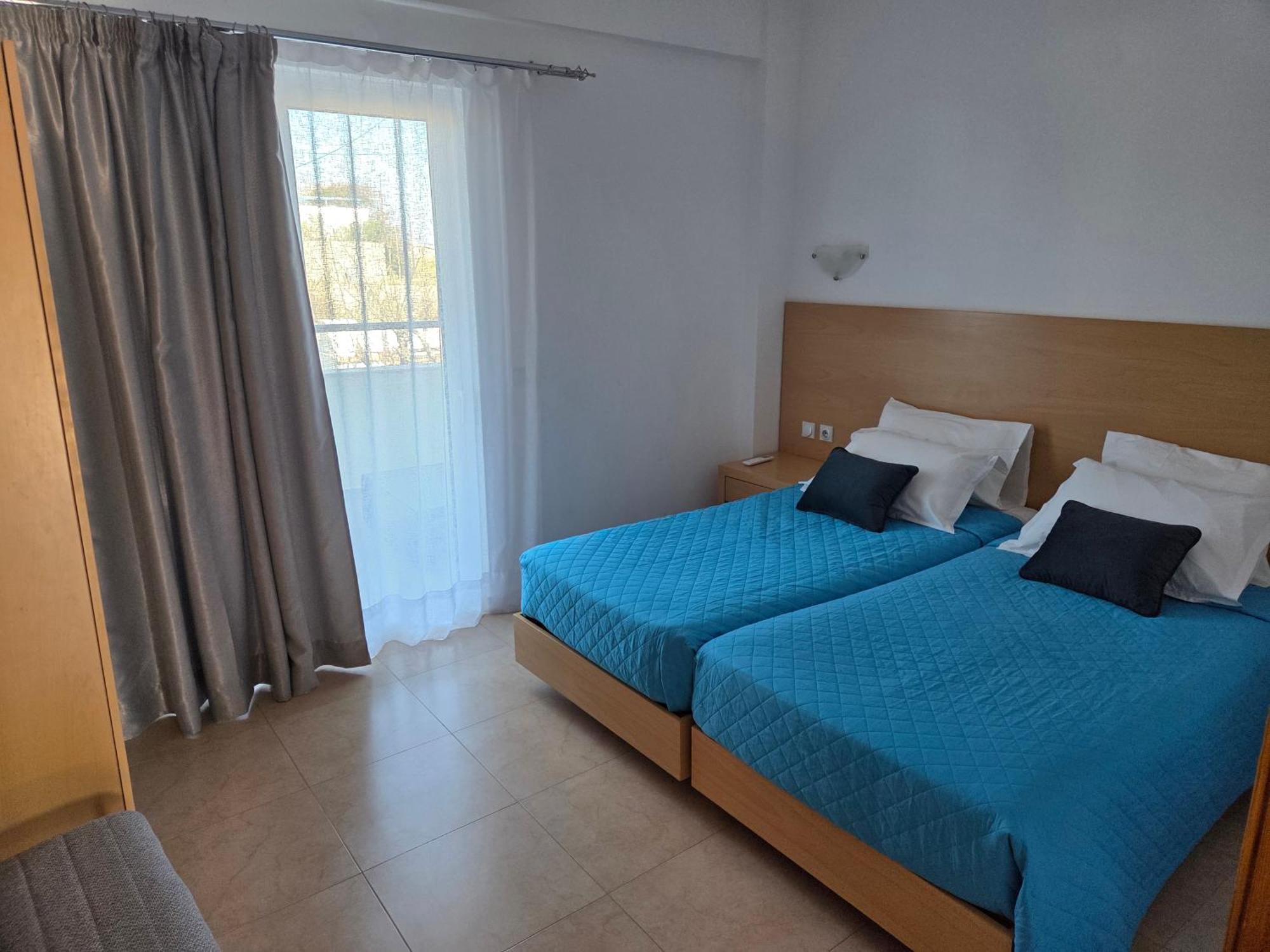 Corafili Holiday Suites 吉奥塔略 外观 照片