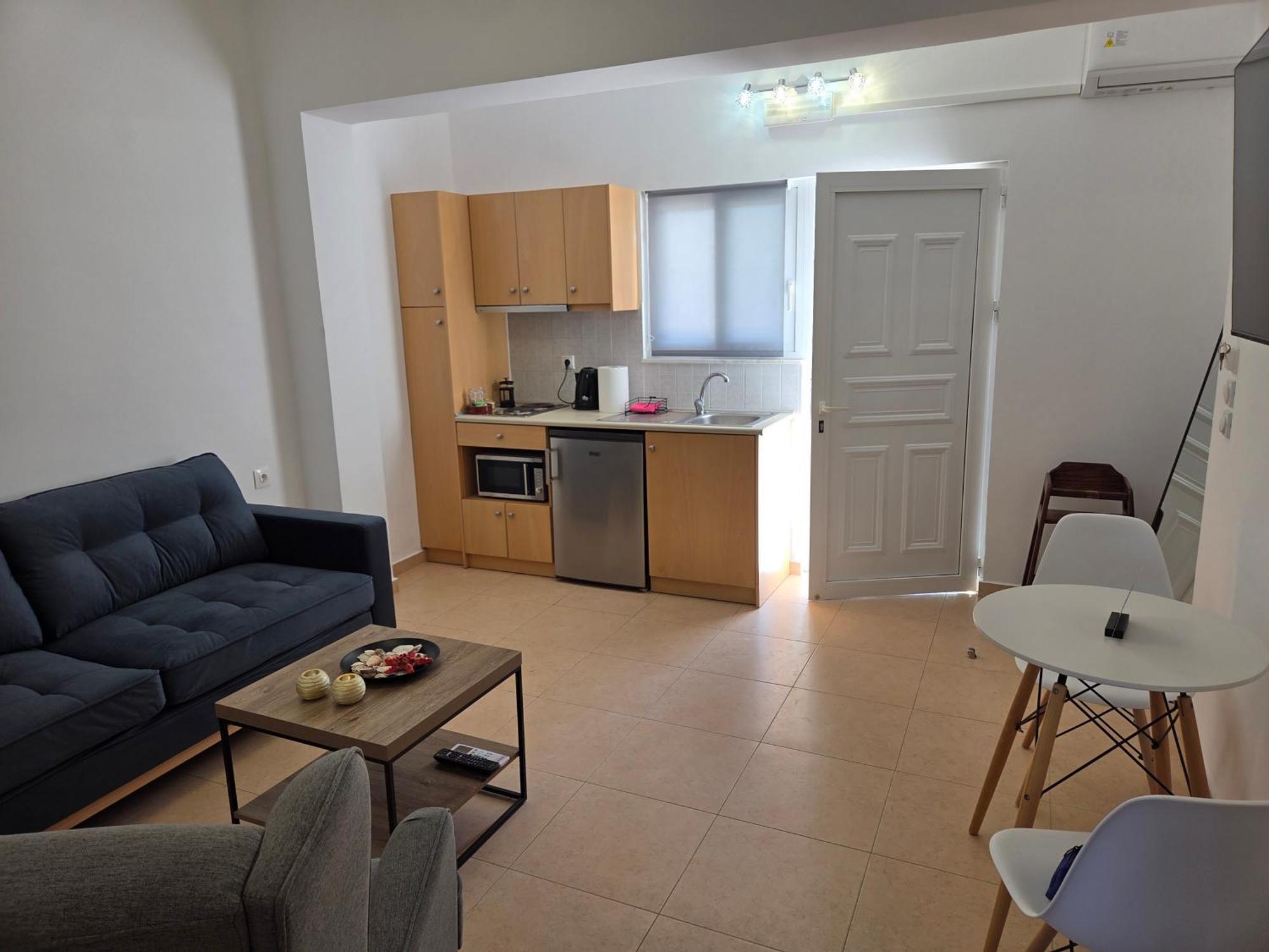 Corafili Holiday Suites 吉奥塔略 外观 照片