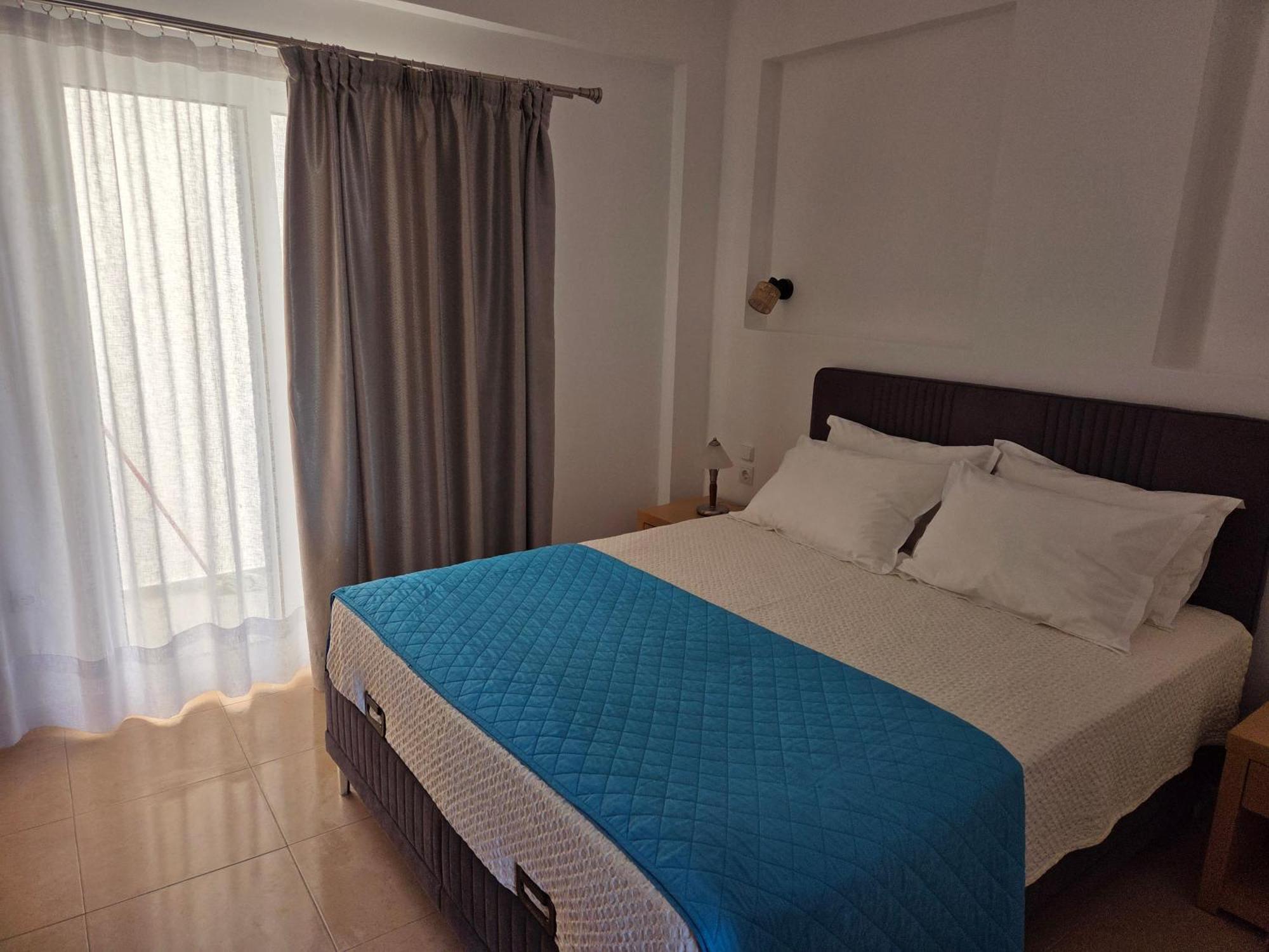 Corafili Holiday Suites 吉奥塔略 外观 照片